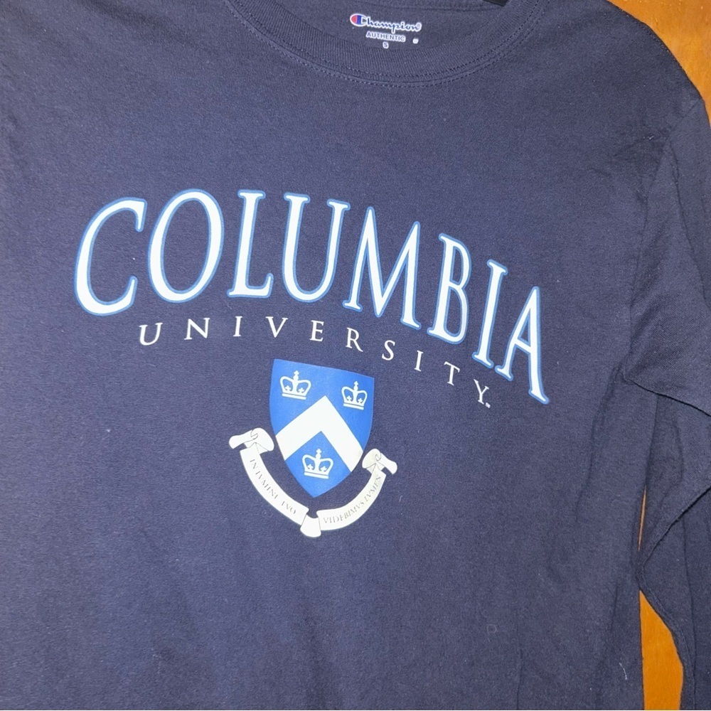 Columbia University Lions champion navy long sleeve Tshirt tee size small